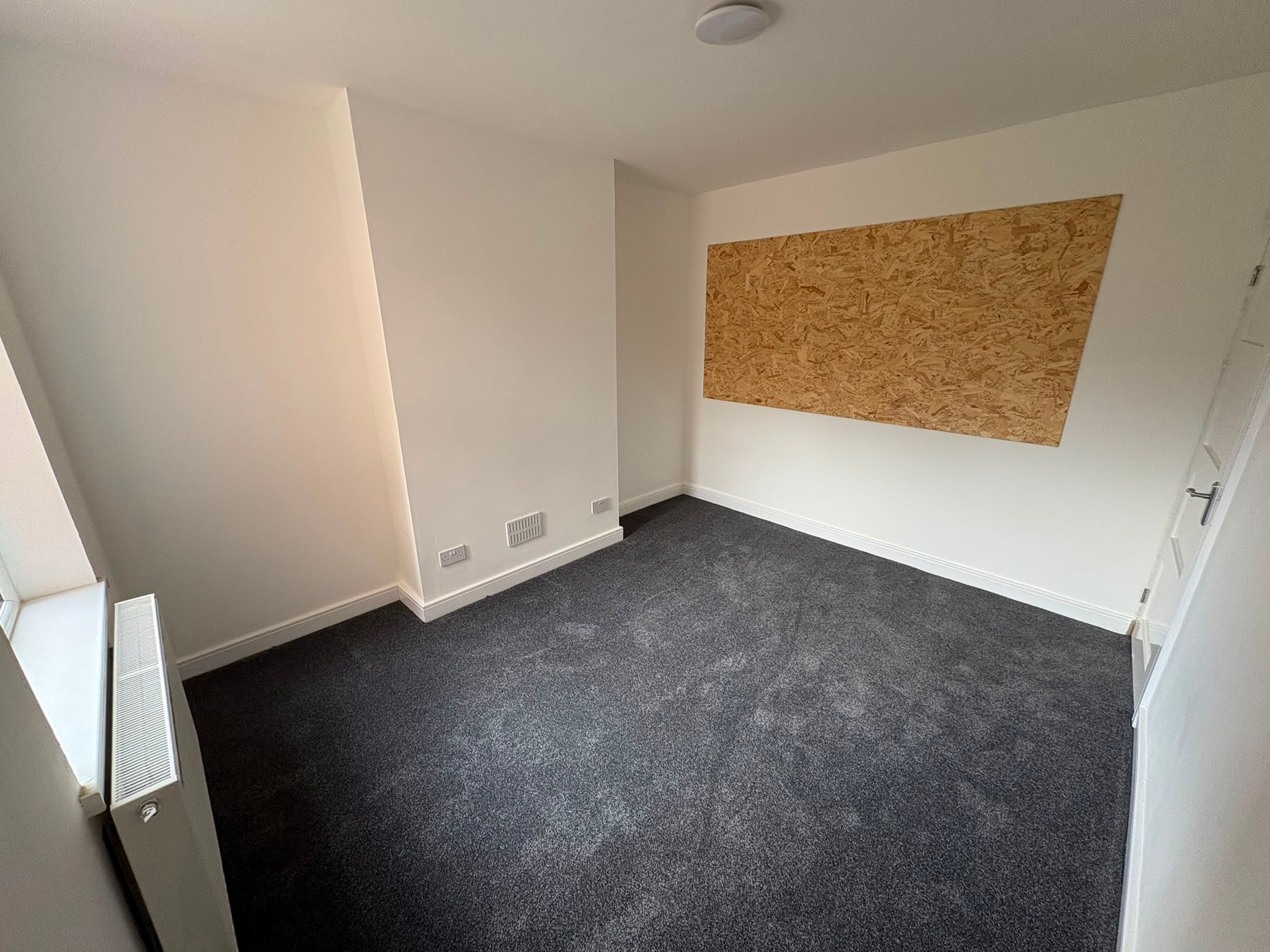Room Leam Street in Royal Leamington Spa
