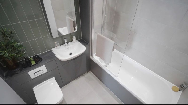 Room Clyde Place in Glasgow