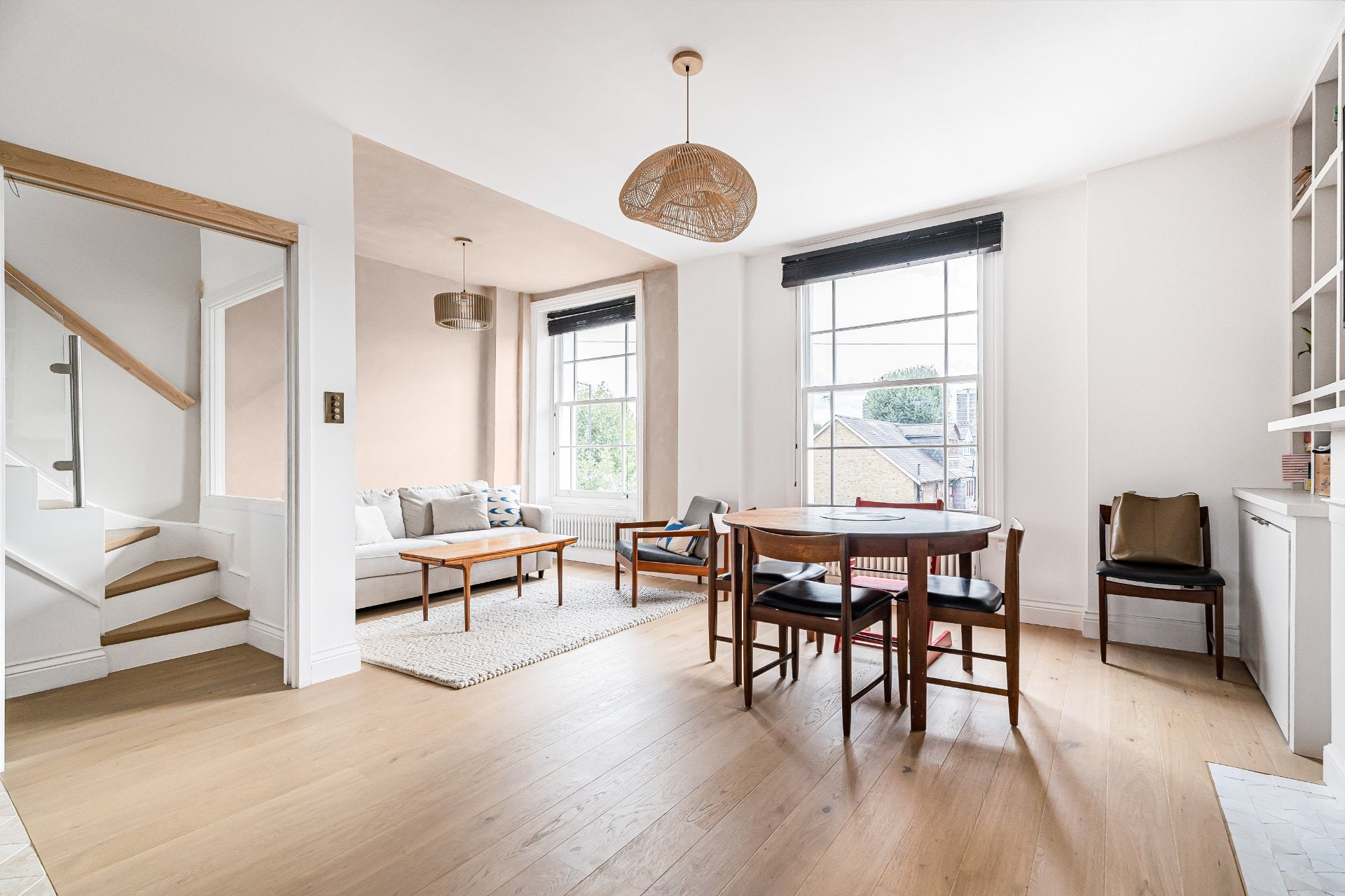 Flat Englefield Road in Greater London