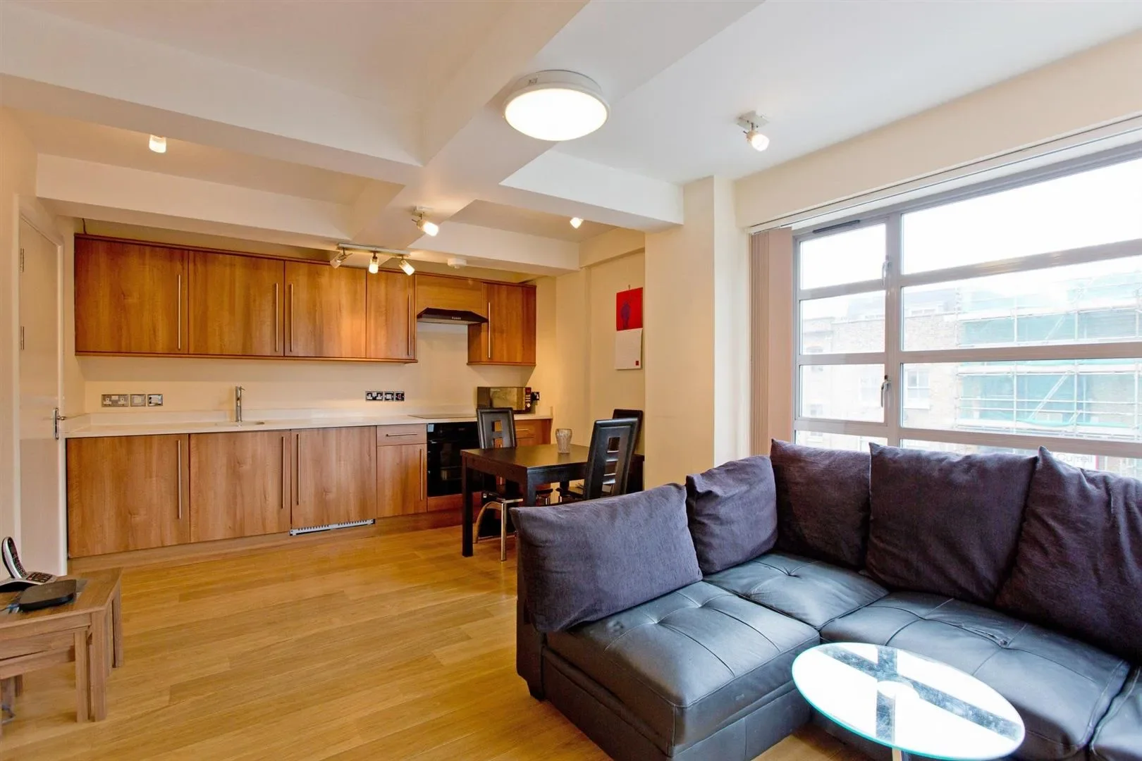 Flat Basing House Yard in Greater London