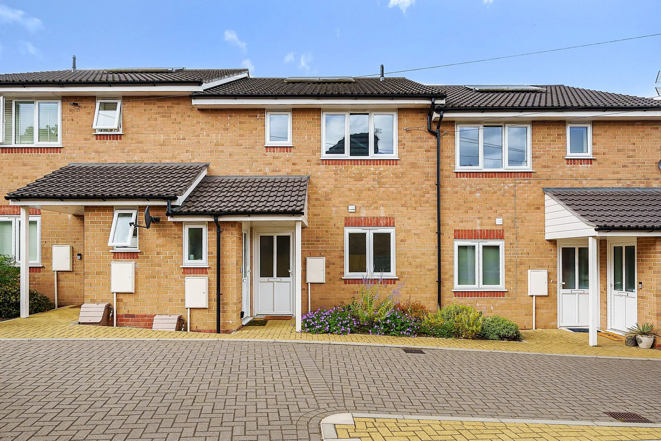 Flat Princess Road in Woking