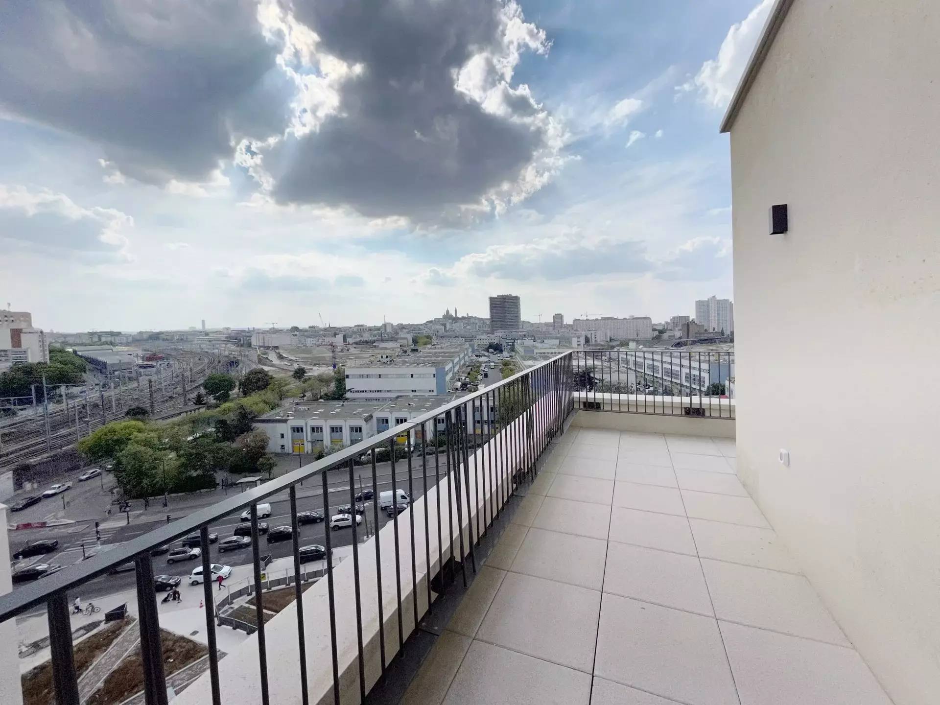 Appartement Allée Rose Dieng-Kuntz à Paris