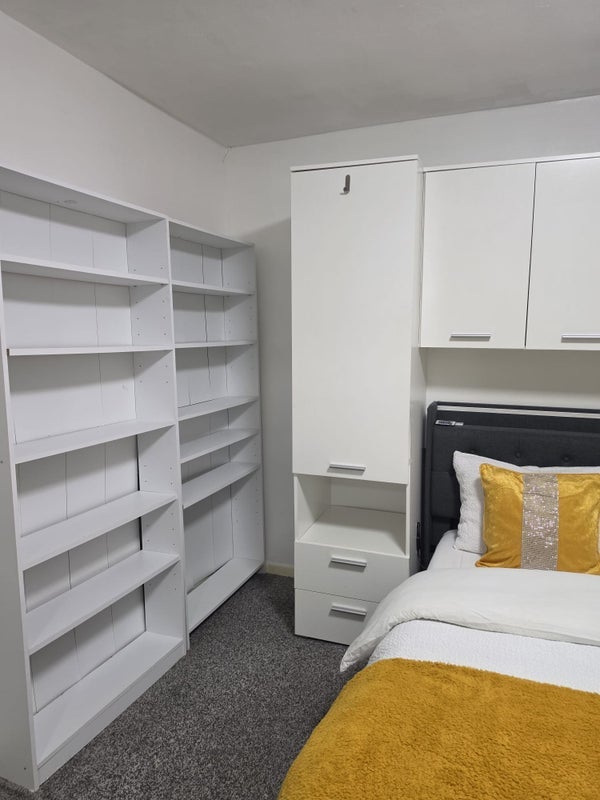 Room Short Heath Road in Birmingham