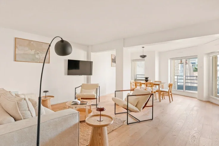 Flat Rue Jean Bologne in Paris