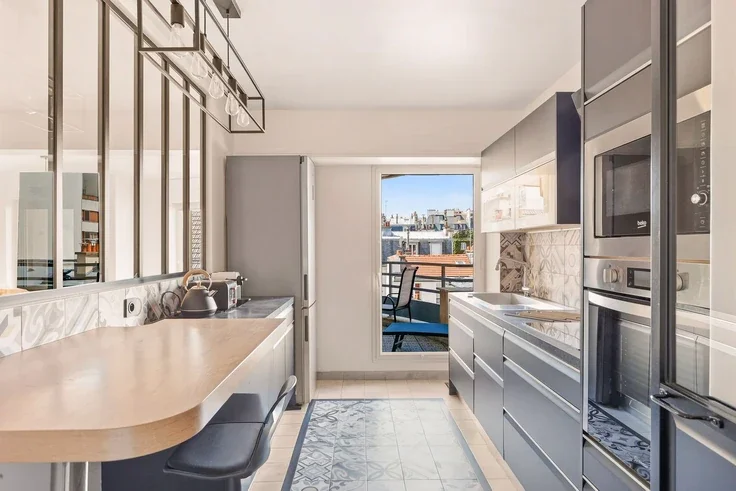 Flat Rue Jean Bologne in Paris