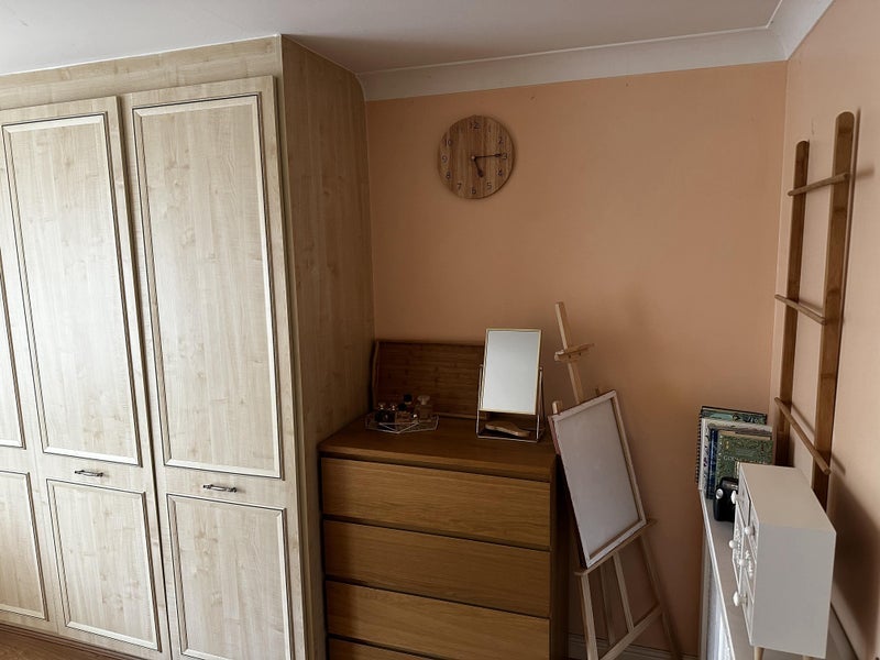Room Surrey Quays Road in Greater London