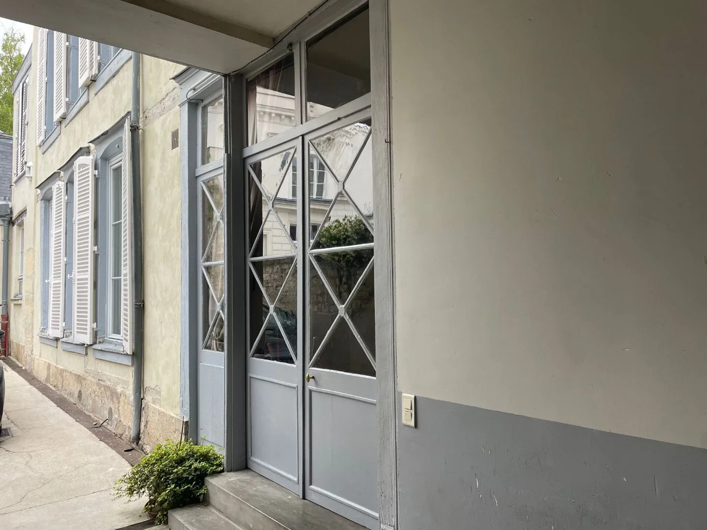 Room Rue Henri IV in Reims