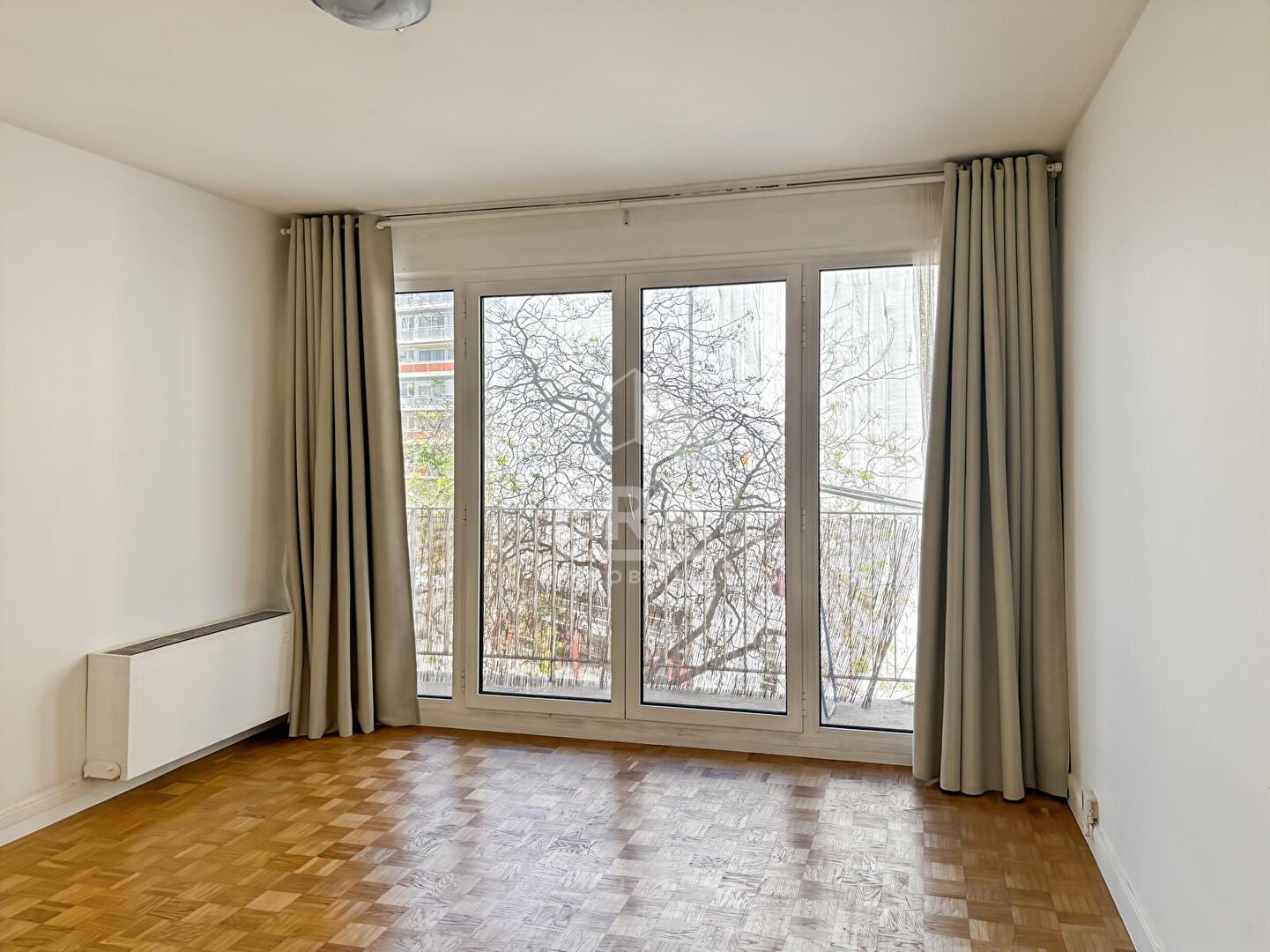 Flat Rue de Vouillé in Paris