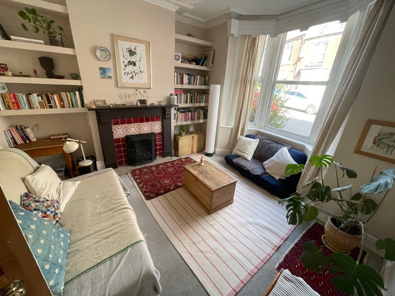 Room South View Crescent in Sheffield