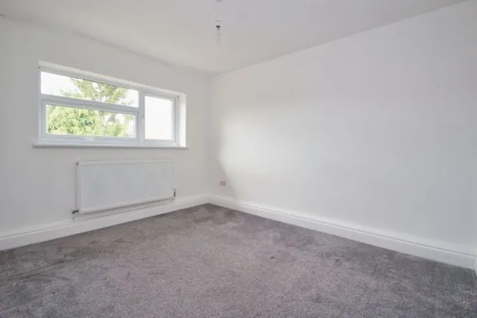 Flat Bowmans Green in Watford
