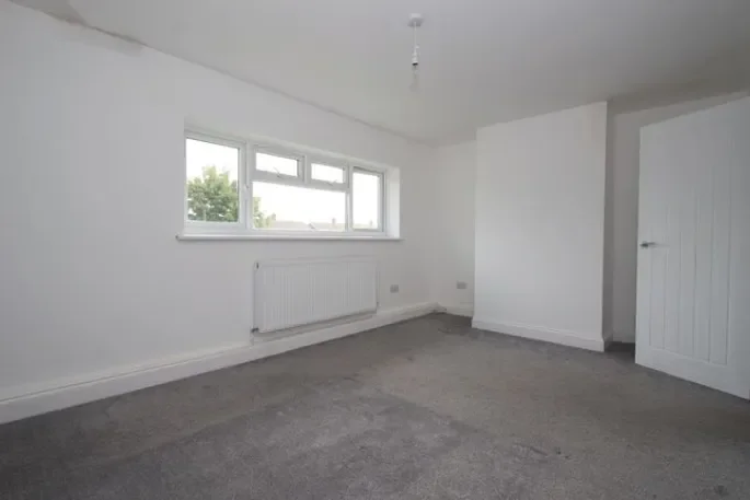 Flat Bowmans Green in Watford