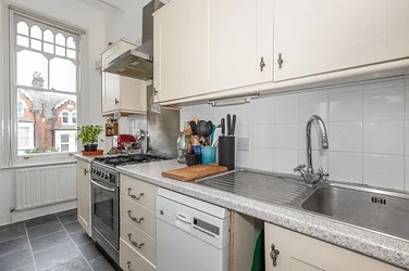 Flat Tottenham Lane in Greater London
