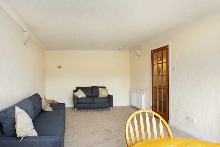 Flat Spylaw Road in City of Edinburgh