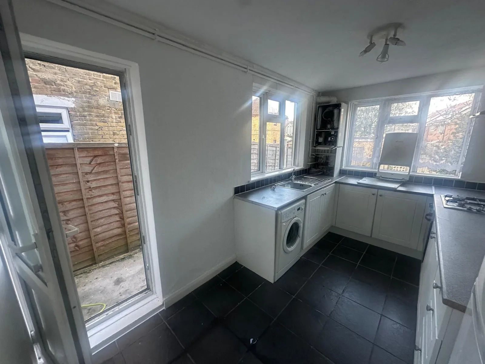 Flat Rainham Road in Gillingham