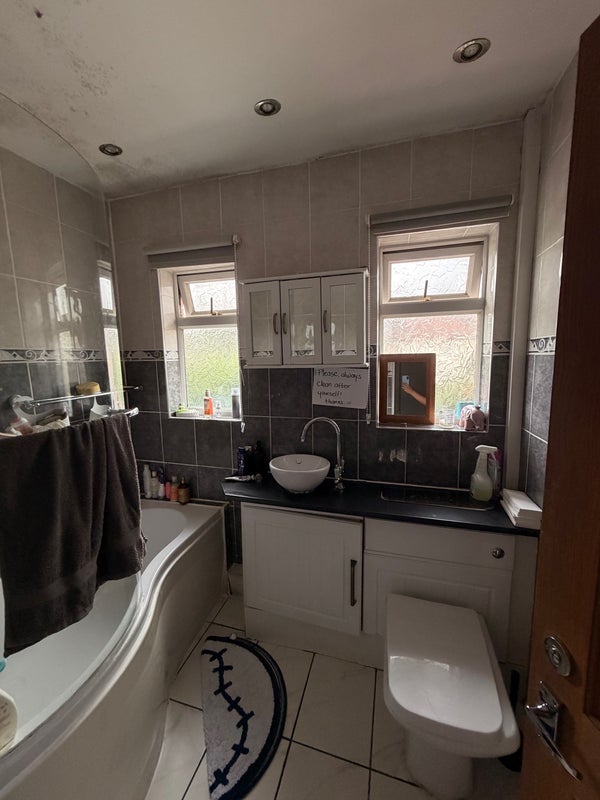 Room Katherine Gardens in Greater London