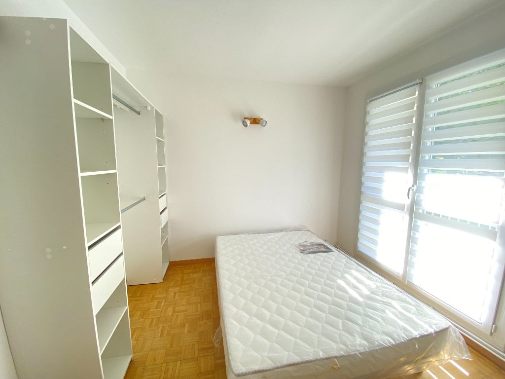Flat Rue du Bois Perrin in Rennes