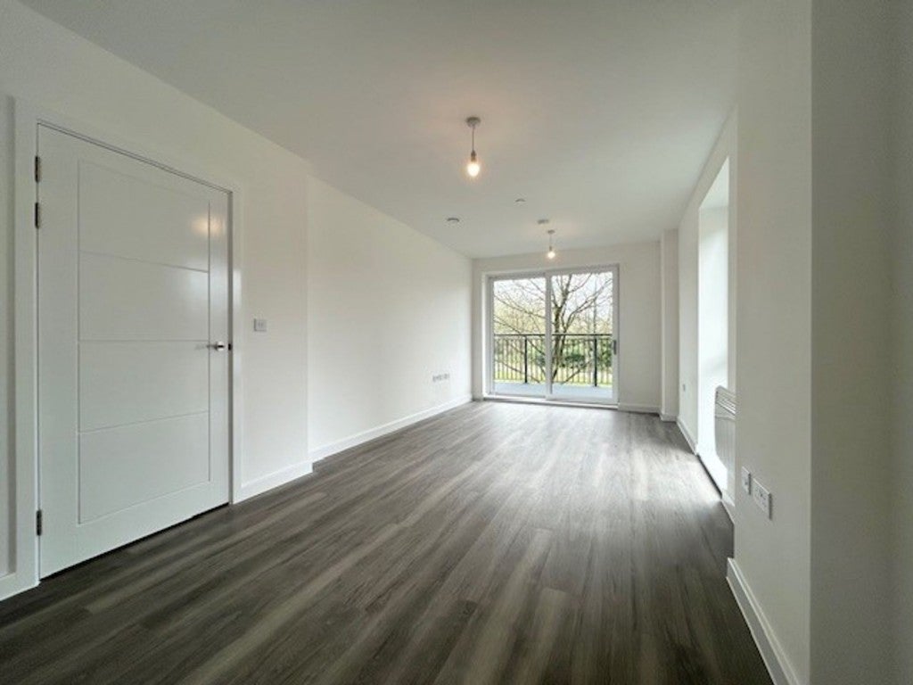 Flat Canal Court in Berkhamsted
