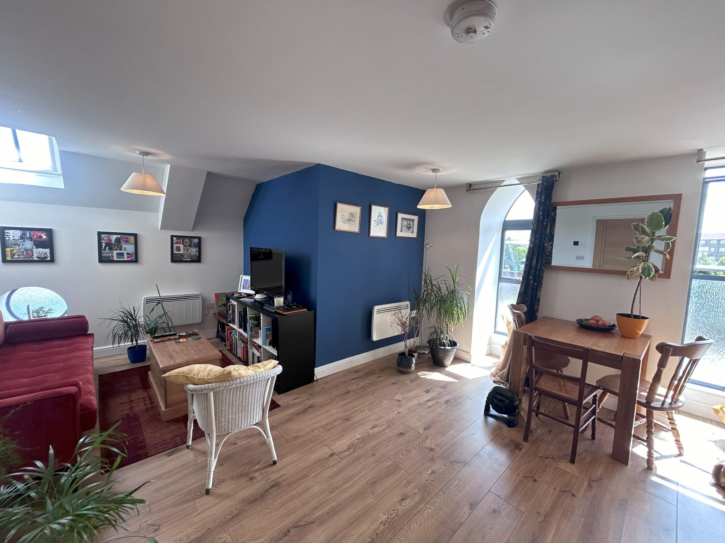 Flat Fishponds Road in Bristol