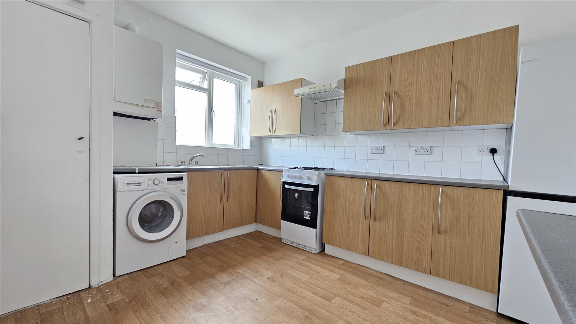 Flat Uxbridge Road in Greater London