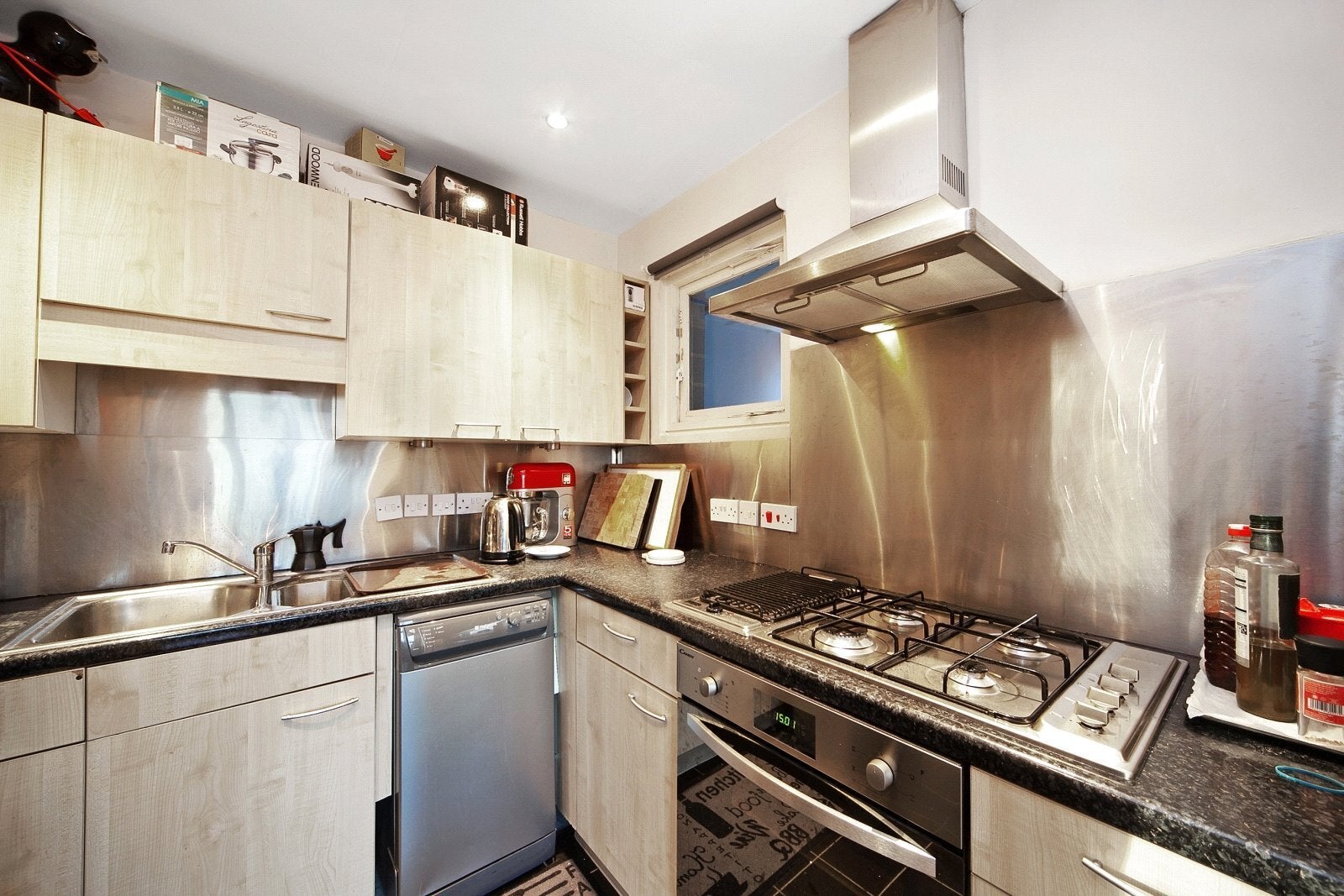 Flat Baynes Street in Greater London
