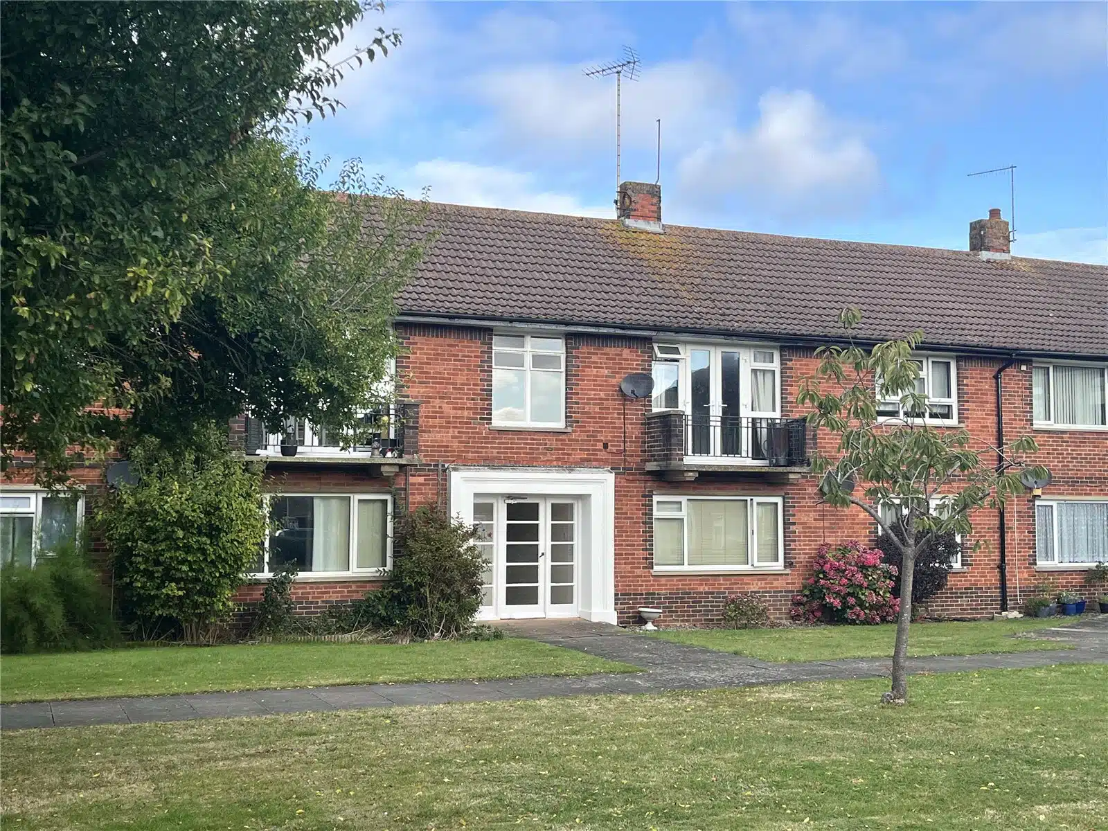 Flat Meadow Way in Arun