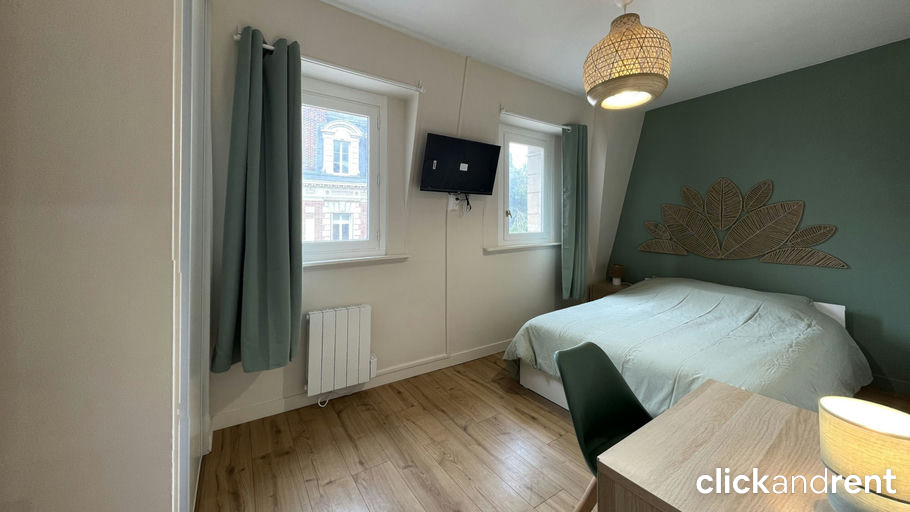 Room Rue Jean Lecanuet in Rouen