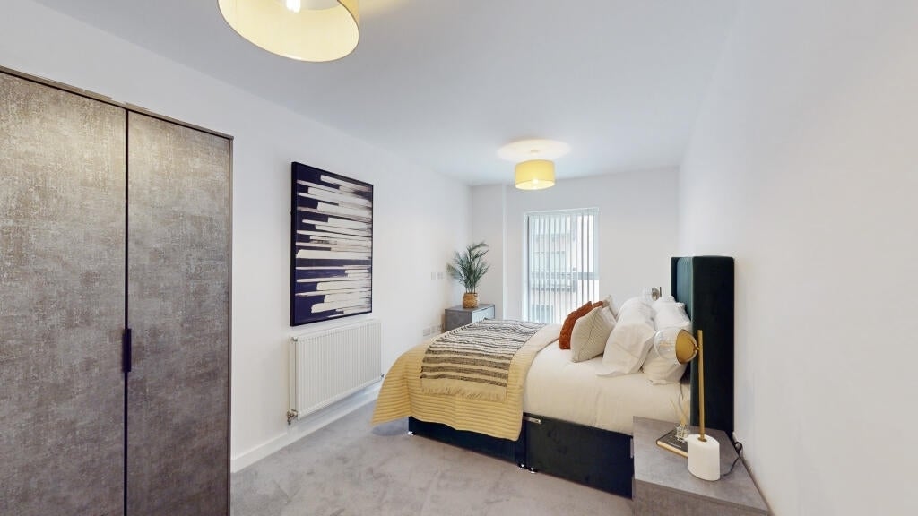 Flat Rolfe Terrace in Greater London