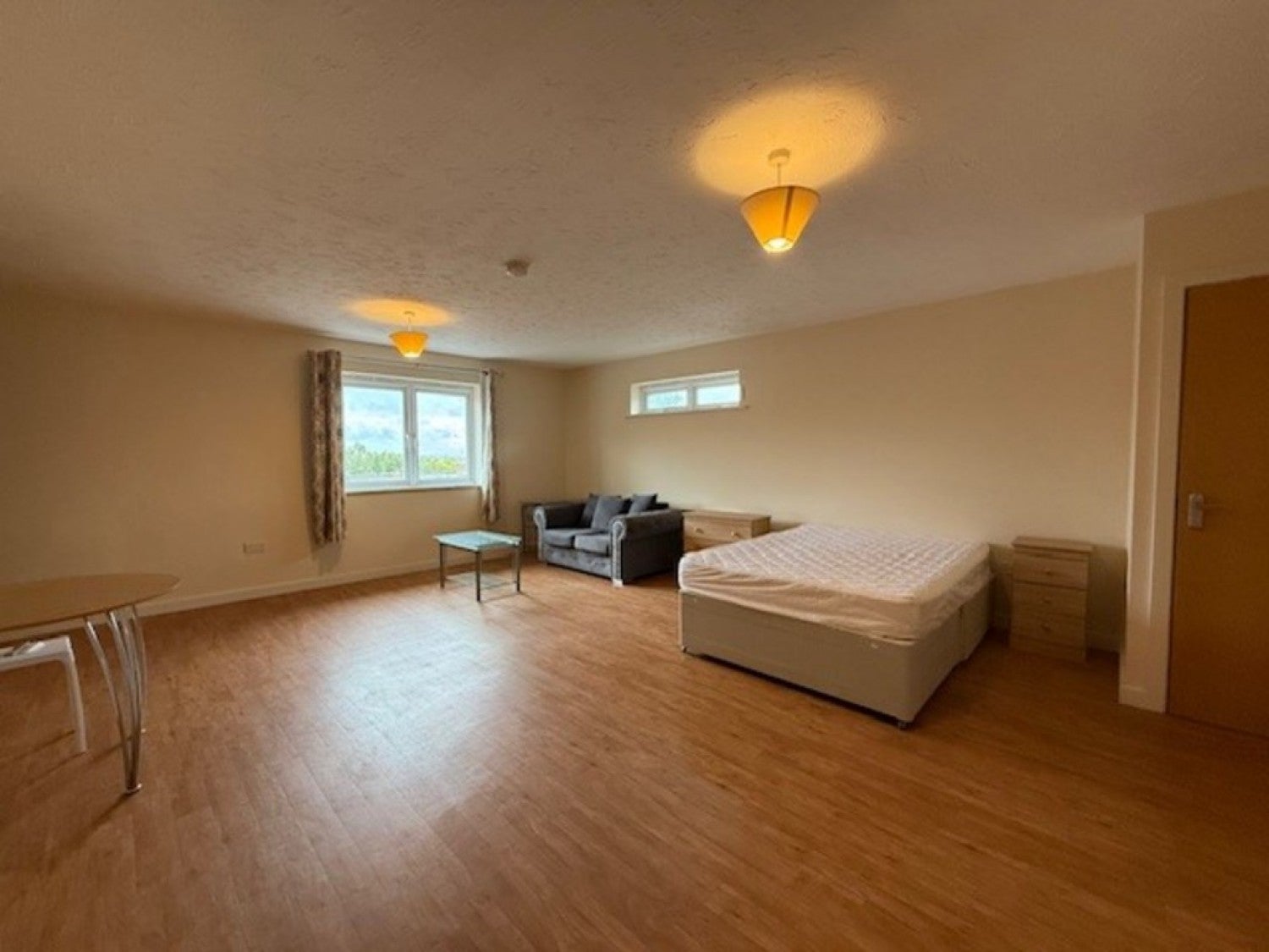 Flat Delamere Court in Alsager