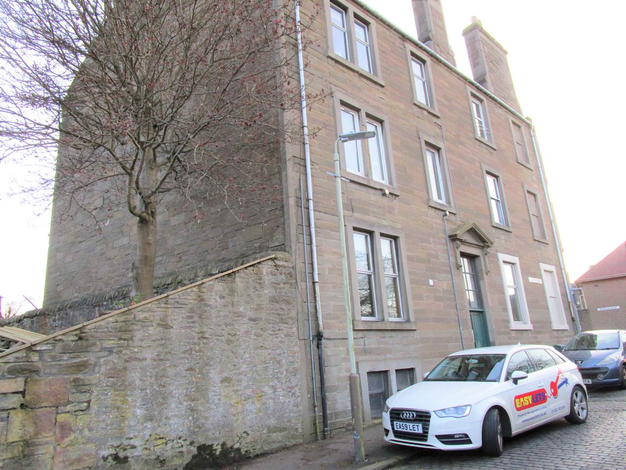 Flat Muirton Road in Dundee