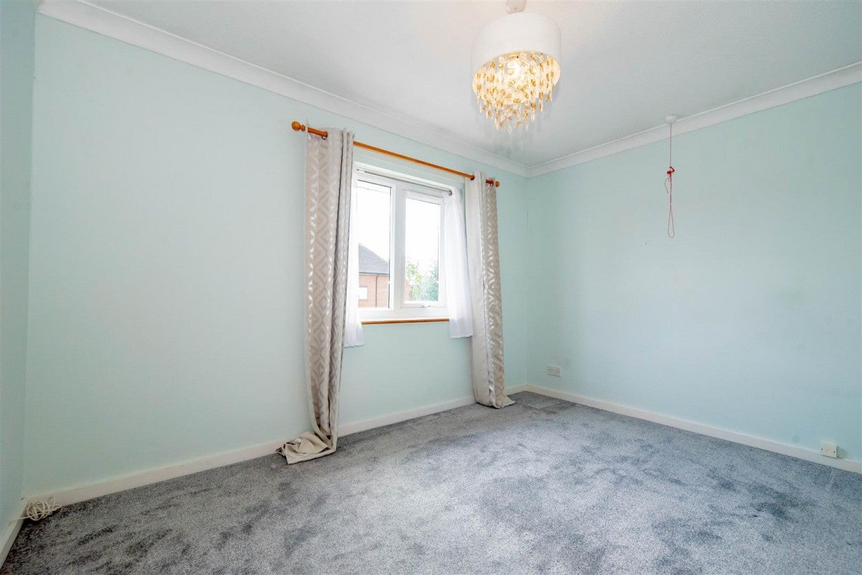 Flat Appley Drive in Surrey Heath