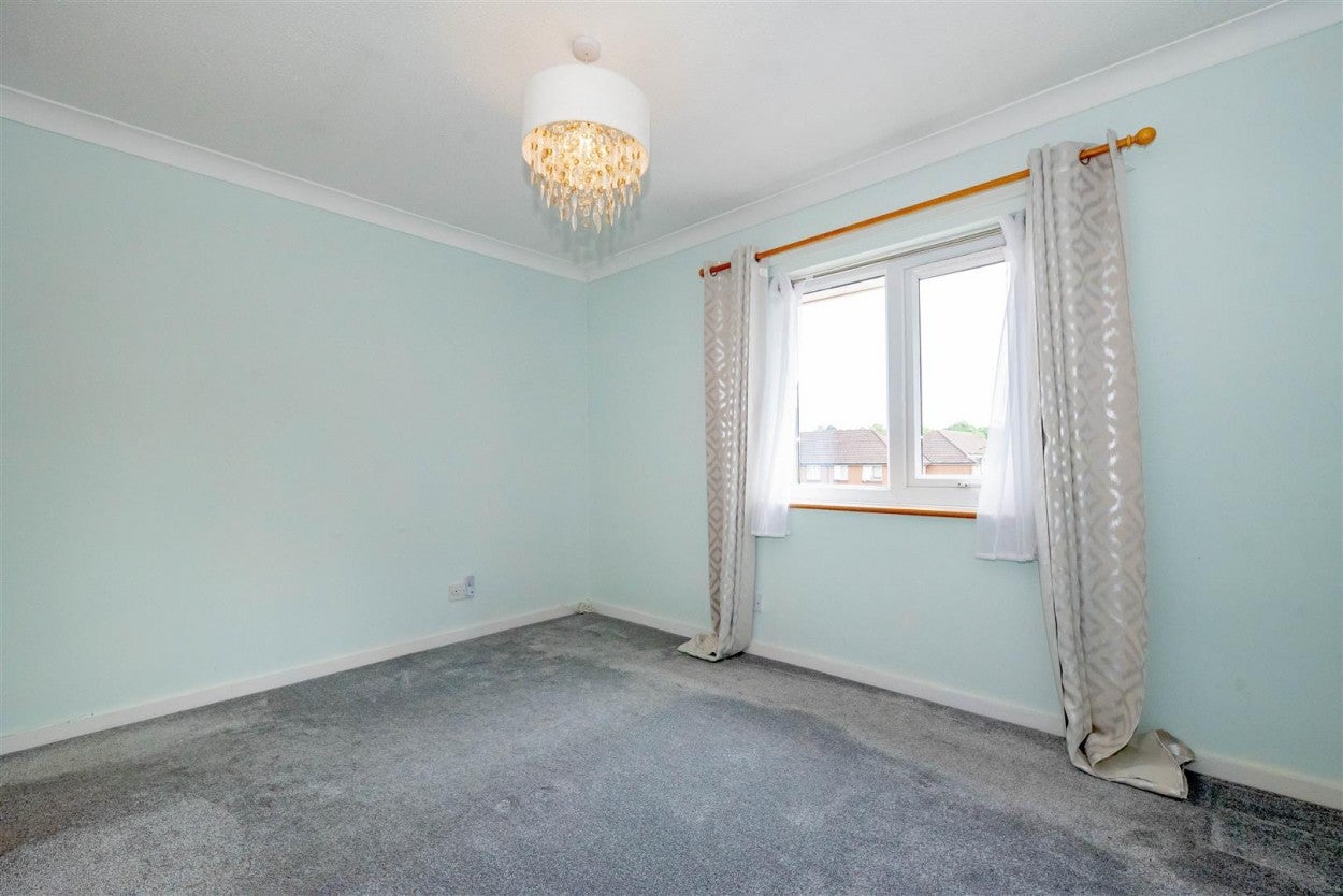 Flat Appley Drive in Surrey Heath