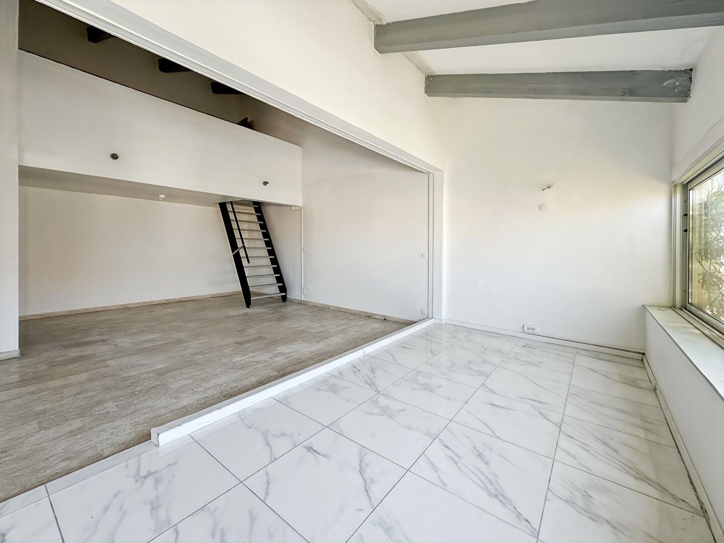 Appartement Avenue Adolphe Fouque à Sausset-les-Pins