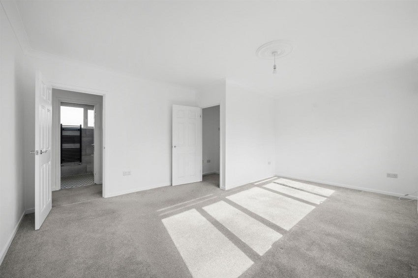 Flat Woodington Close in Greater London