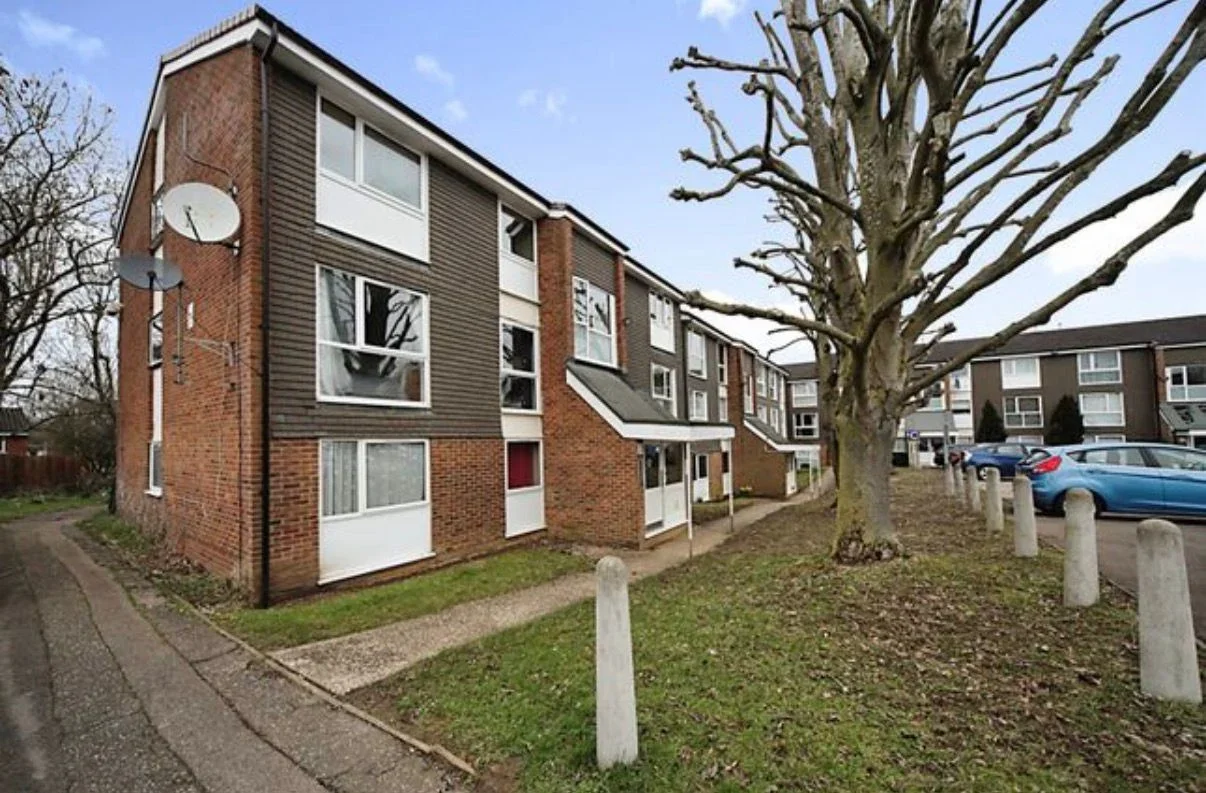 Flat Cuffley Court in Dacorum