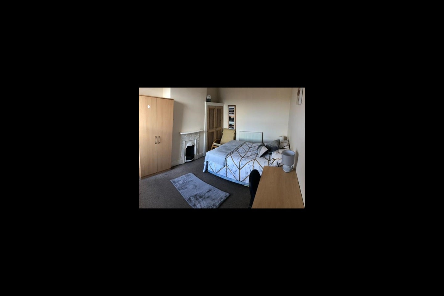 Room Luckwell Road in Bristol