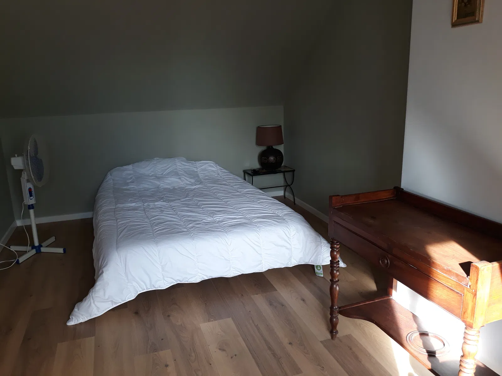 Room Rue de l'École in Cintray