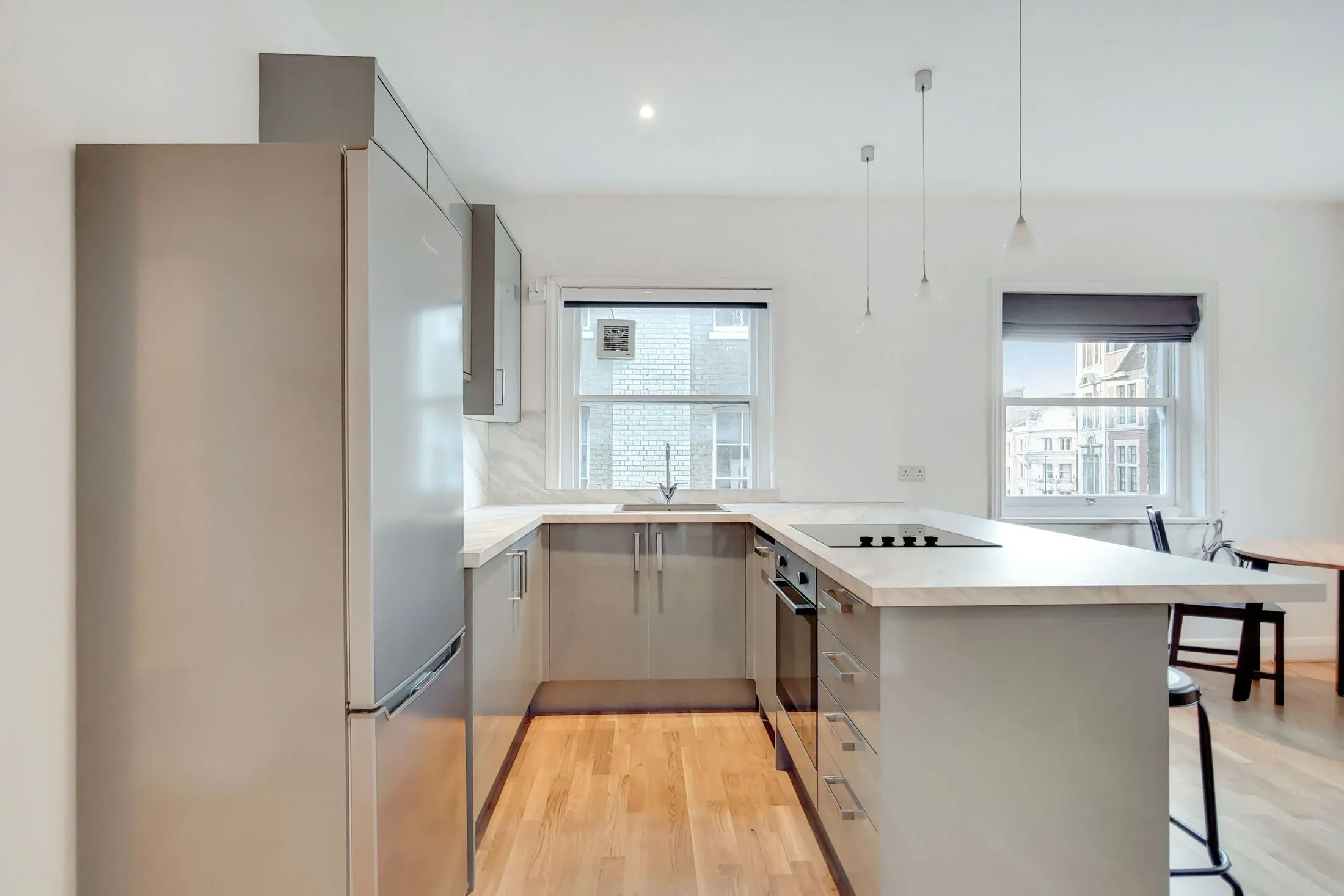 Flat Goswell Road in Greater London