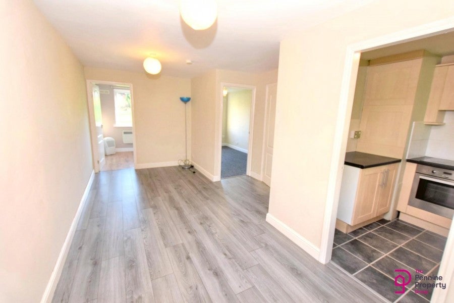 Flat St Paul Close in Sheffield