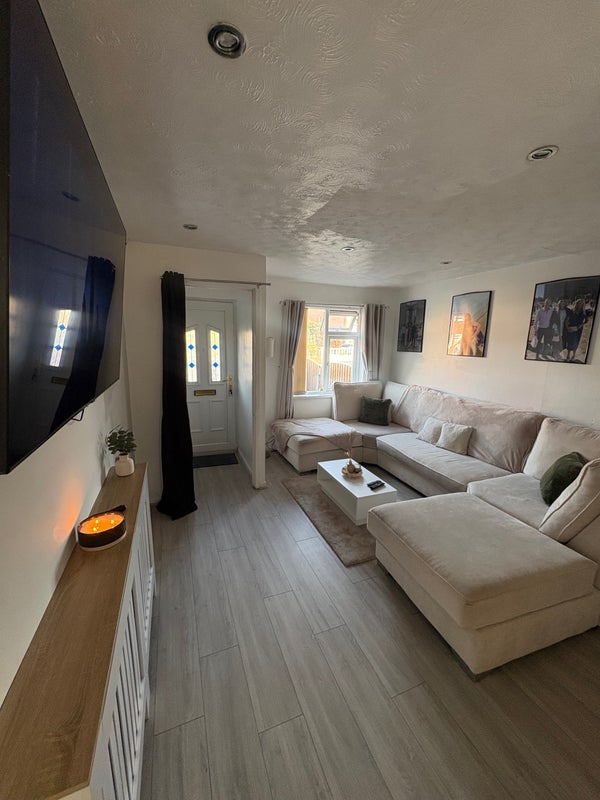 Room Lavender Way in Liverpool