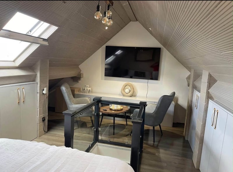 Room Chelsfield Avenue in Greater London