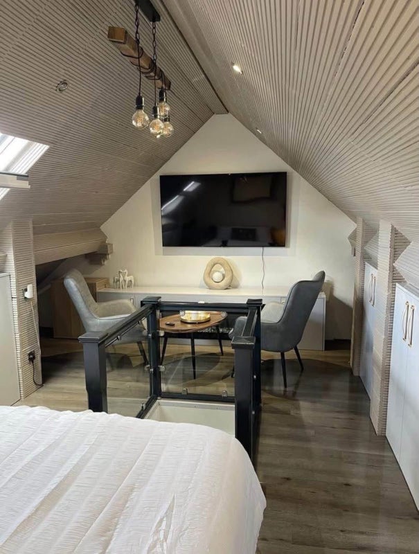 Room Chelsfield Avenue in Greater London