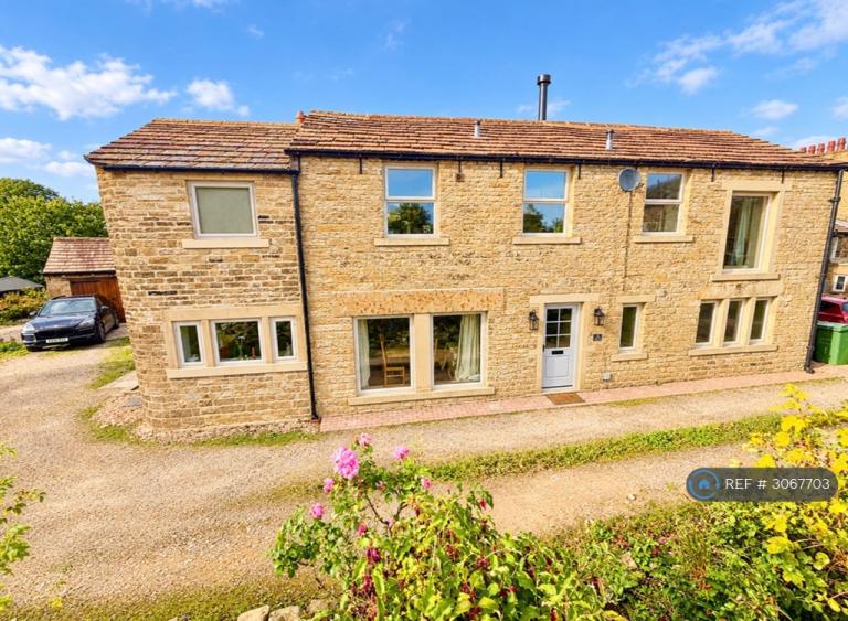 House The Village in Kirklees