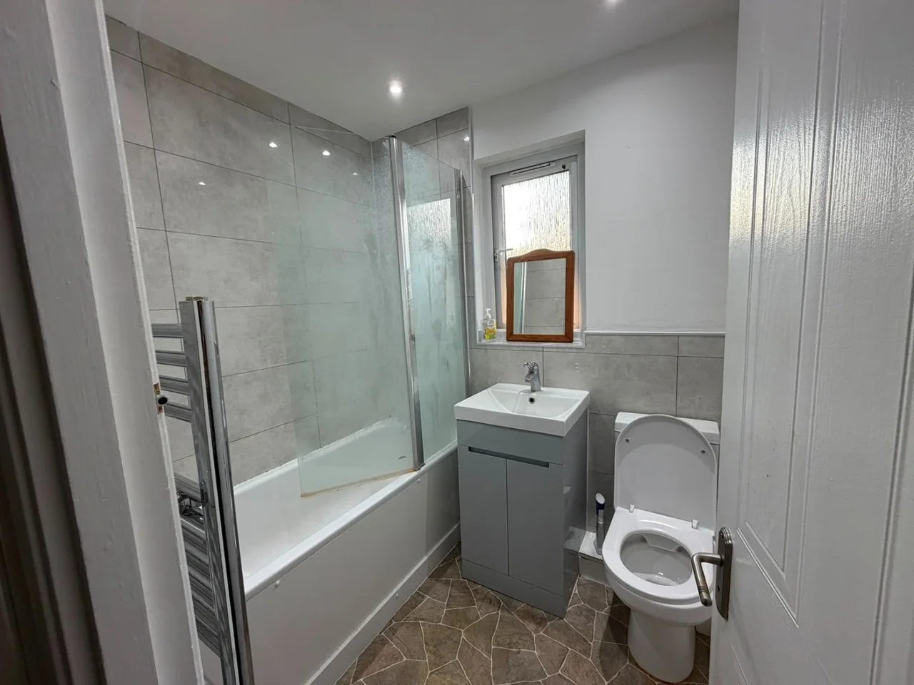 Flat Granville Place in Greater London