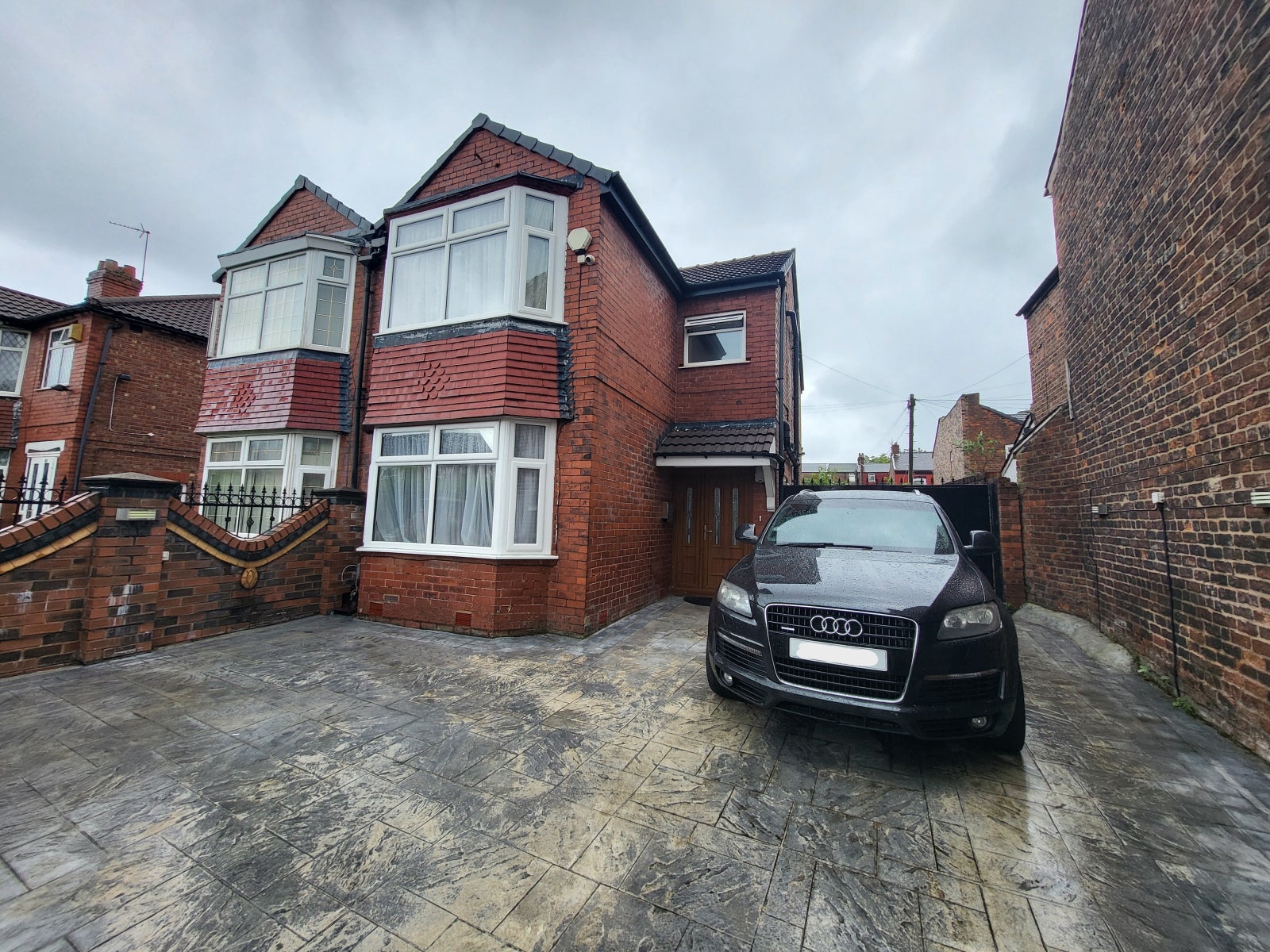 House Clarence Road in Manchester