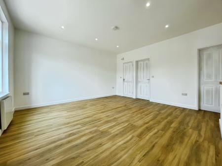 Flat Tavistock Street in Bedford