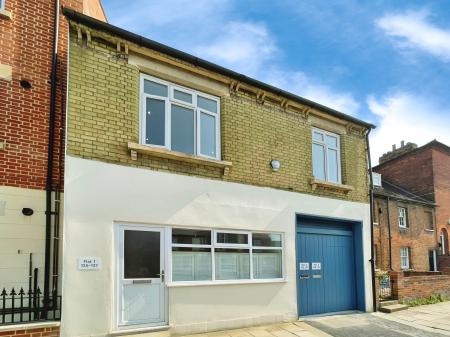 Flat Tavistock Street in Bedford