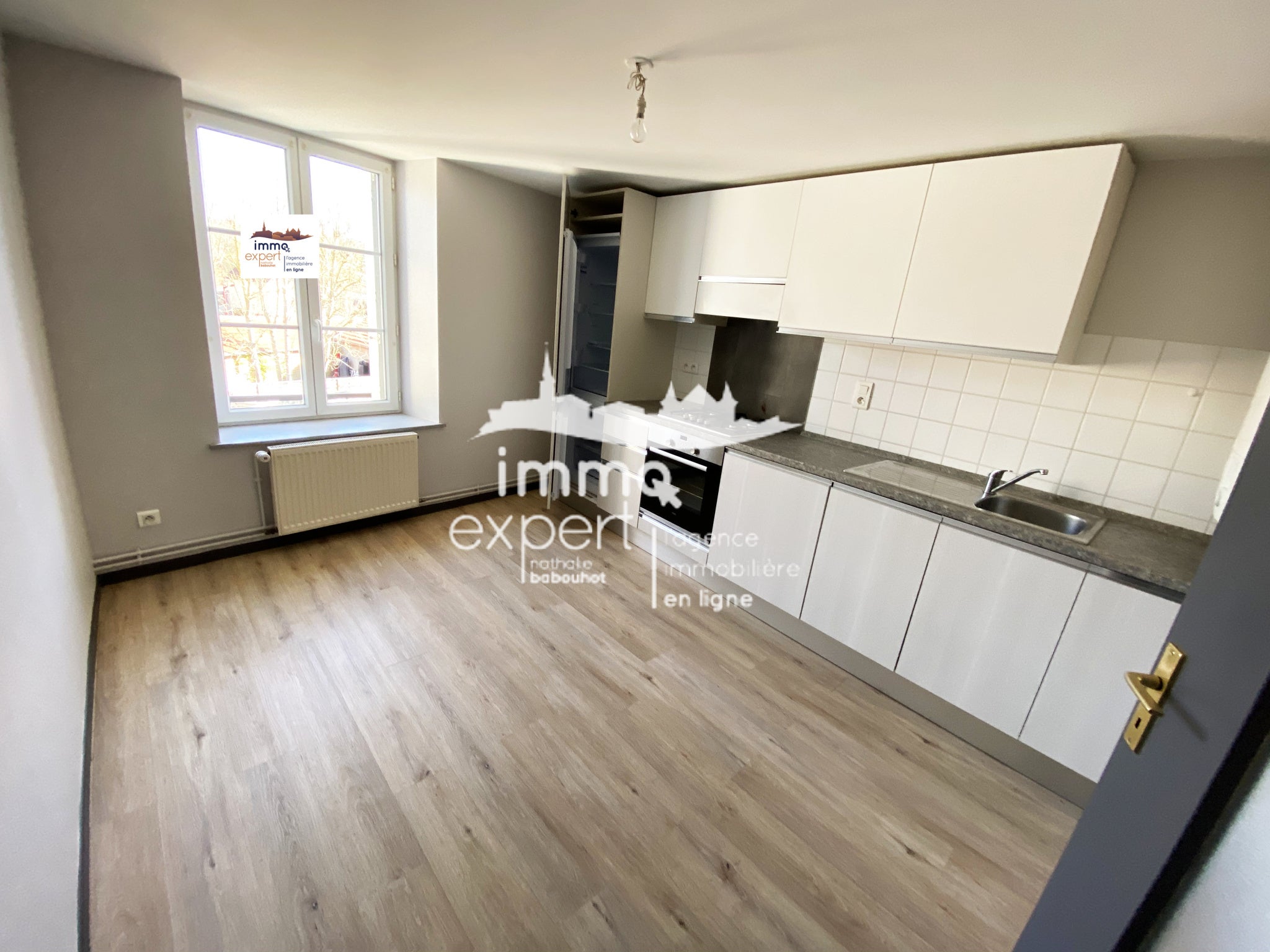 Flat Rue Saint-Georges in Mirecourt