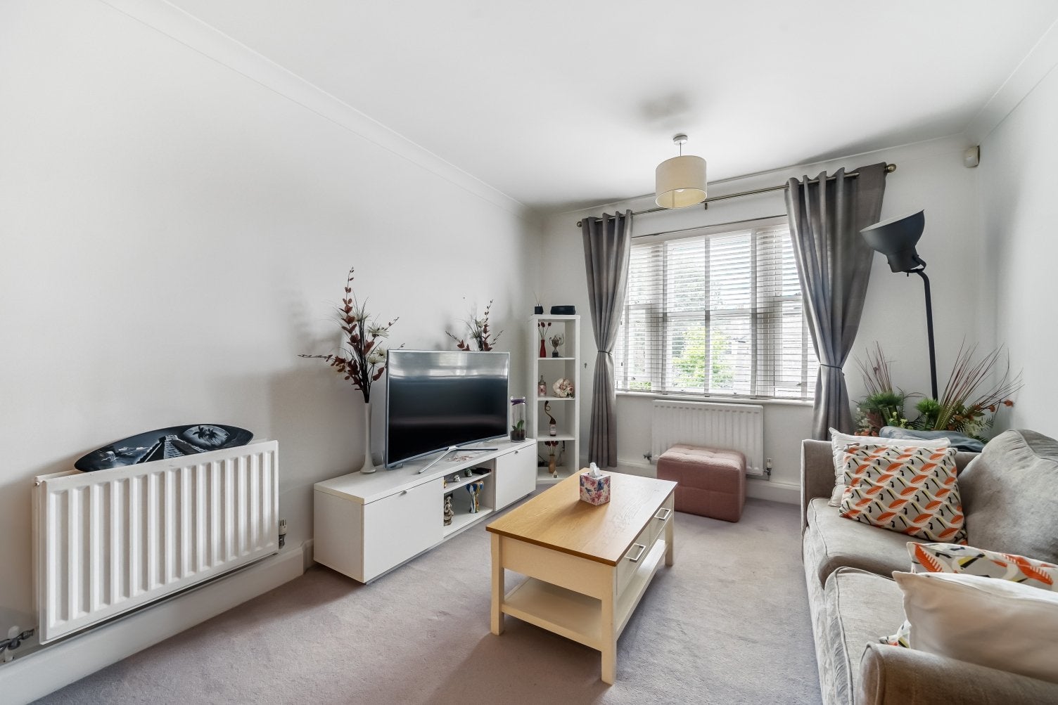 Flat Birkbeck Road in Greater London