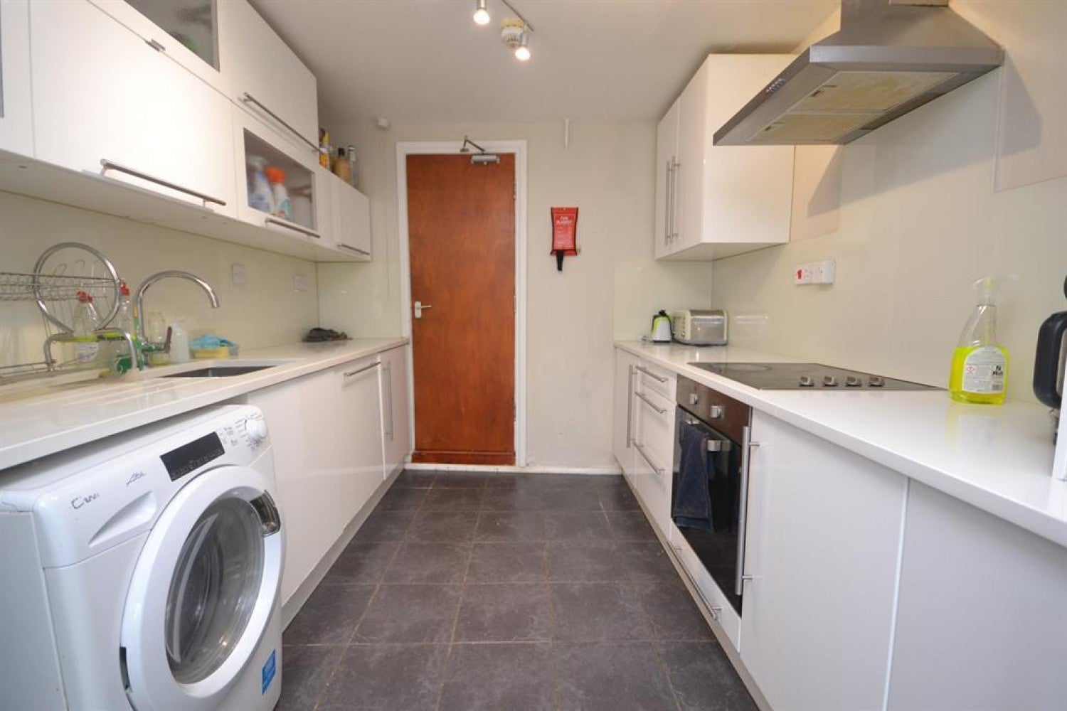 Flat Gosbrook Road in Reading