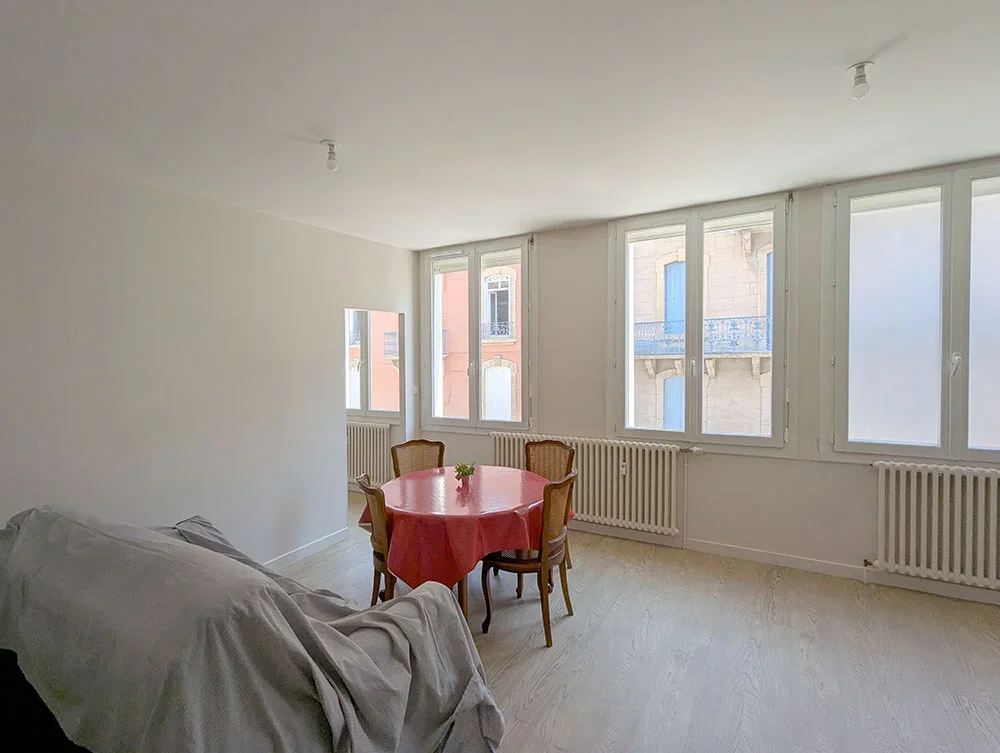 Flat Rue Alsace Lorraine in Millau